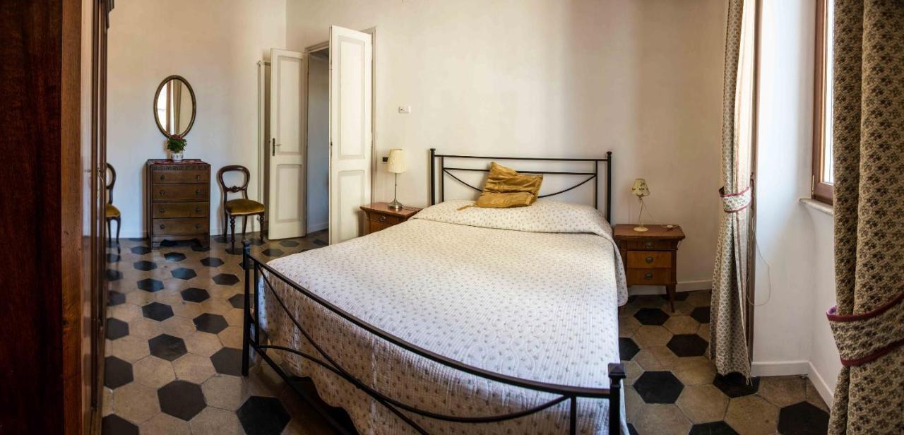Sunny Apartment Navona Square ローマ エクステリア 写真