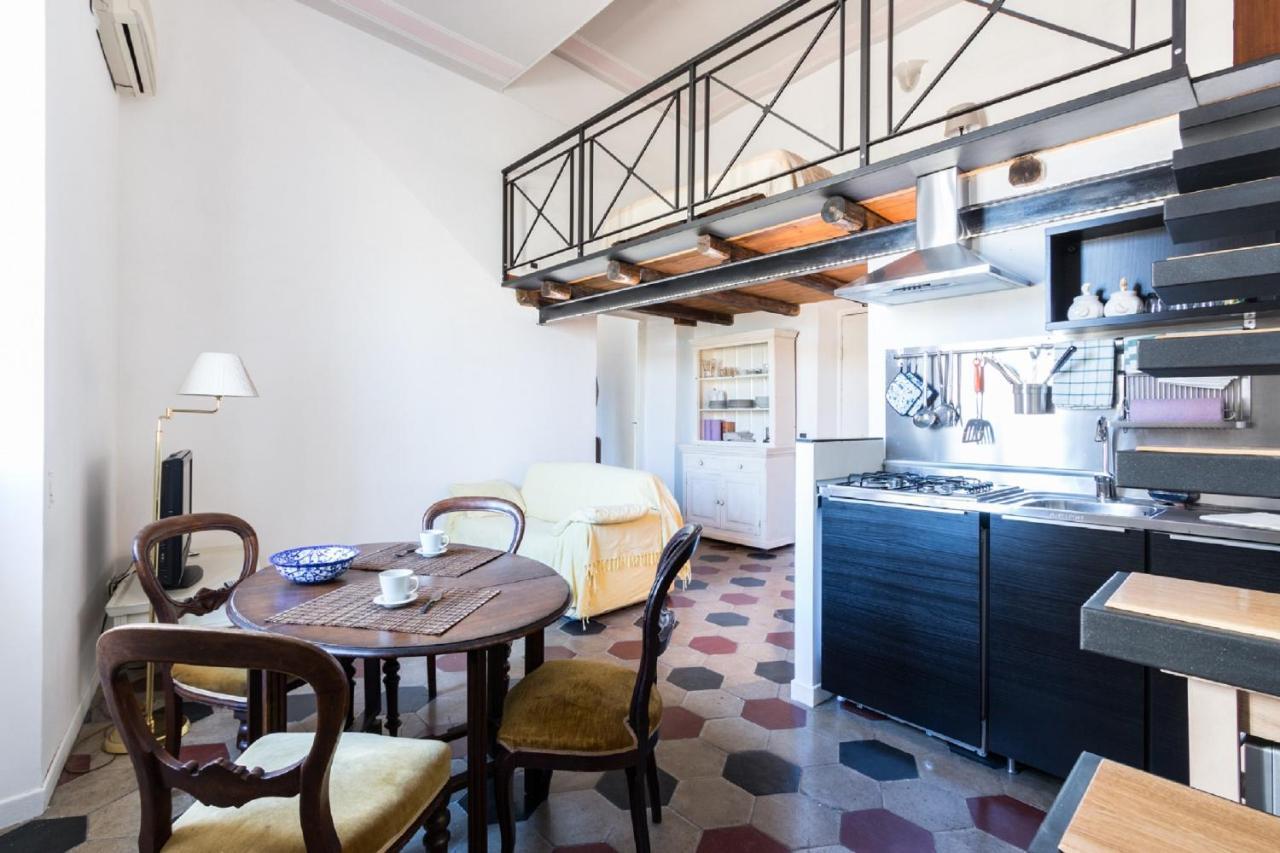 Sunny Apartment Navona Square ローマ エクステリア 写真