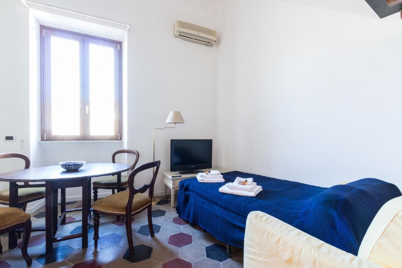 Sunny Apartment Navona Square ローマ エクステリア 写真